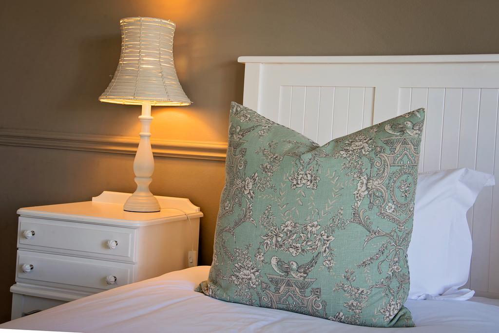 First Avenue Guesthouse พอร์ตเอลิซาเบธ ภายนอก รูปภาพ