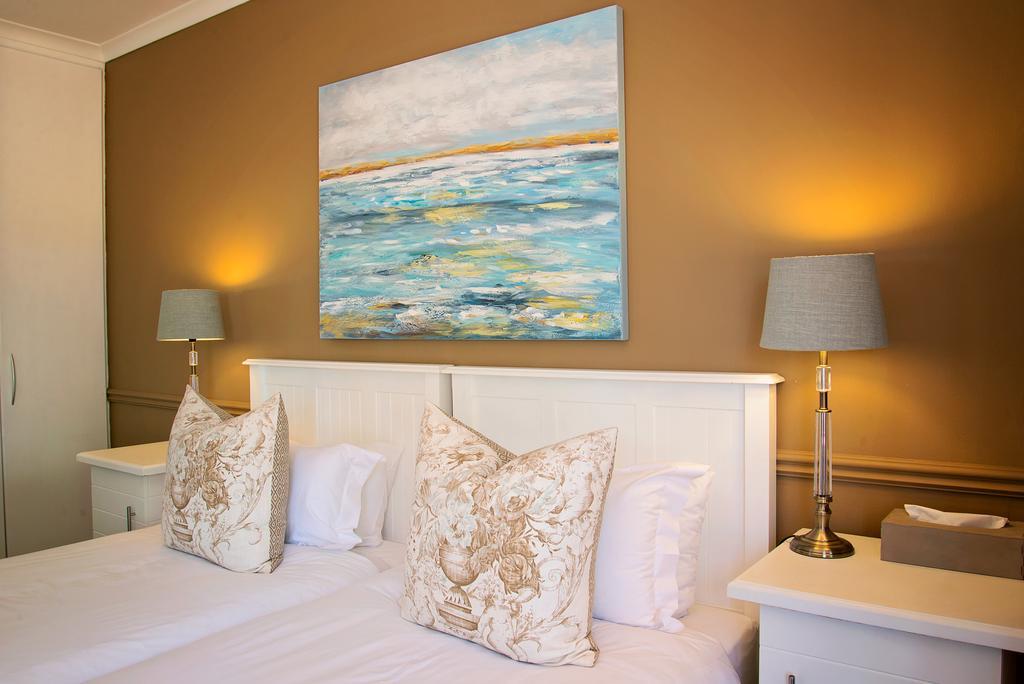 First Avenue Guesthouse พอร์ตเอลิซาเบธ ภายนอก รูปภาพ