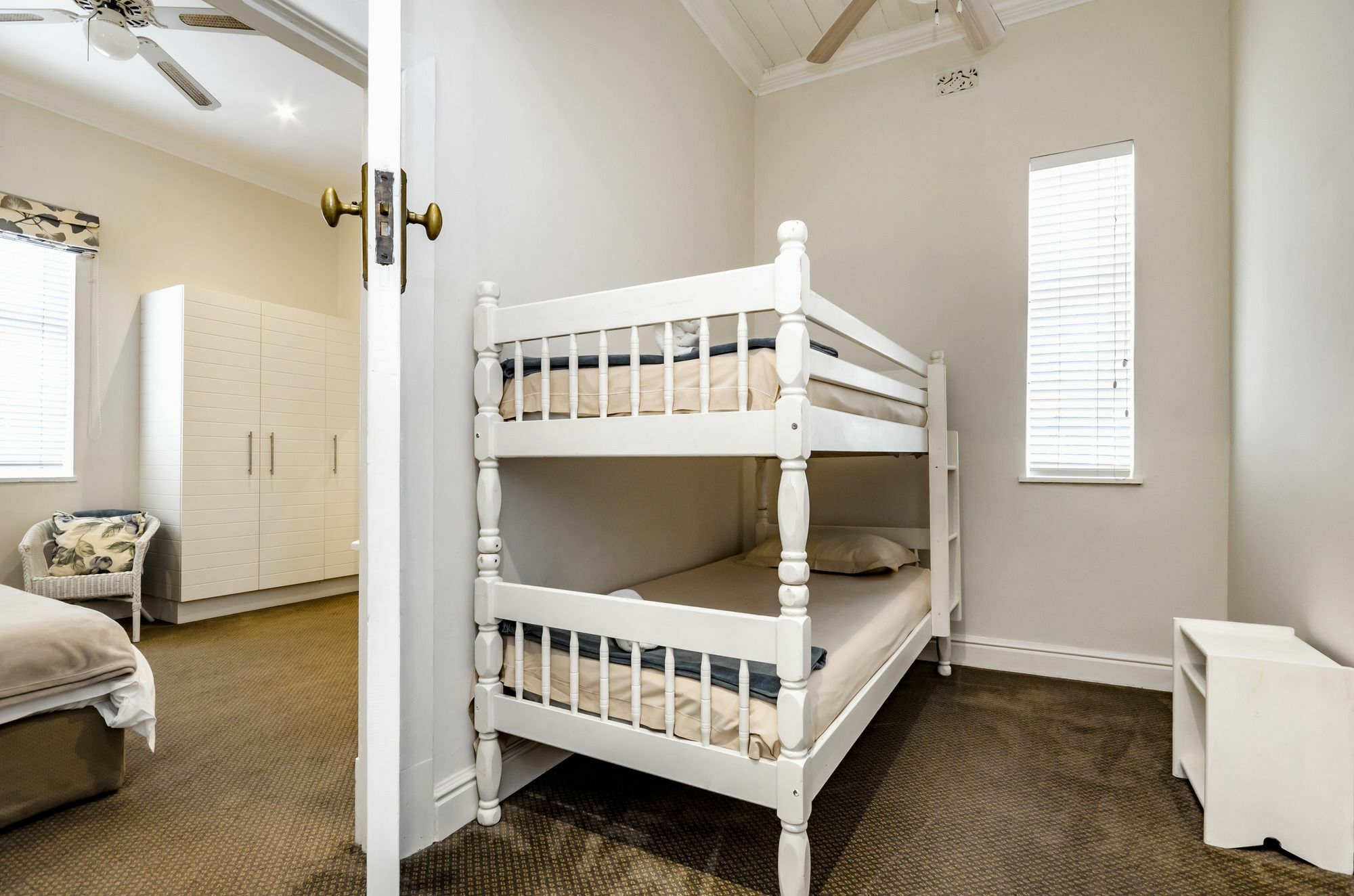 First Avenue Guesthouse พอร์ตเอลิซาเบธ ภายนอก รูปภาพ